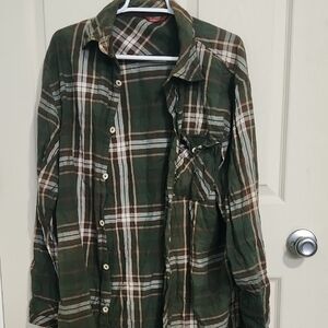 UNIONBAY Olive Plaid Button Down Shirt